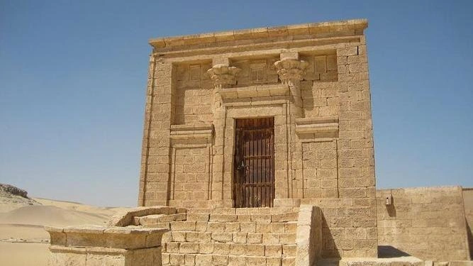 Tell El Amarna Egypt Travel Booking